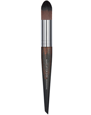 Precision Foundation Brush Small 100