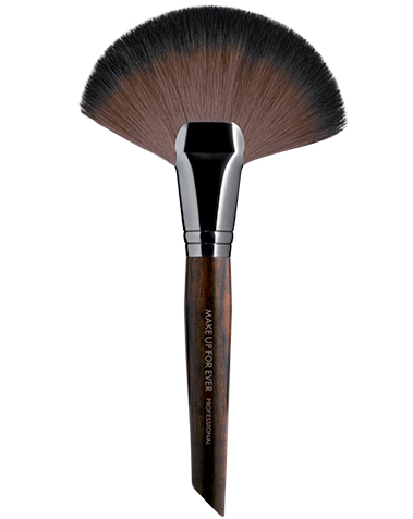 Powder Fan Brush Large 134